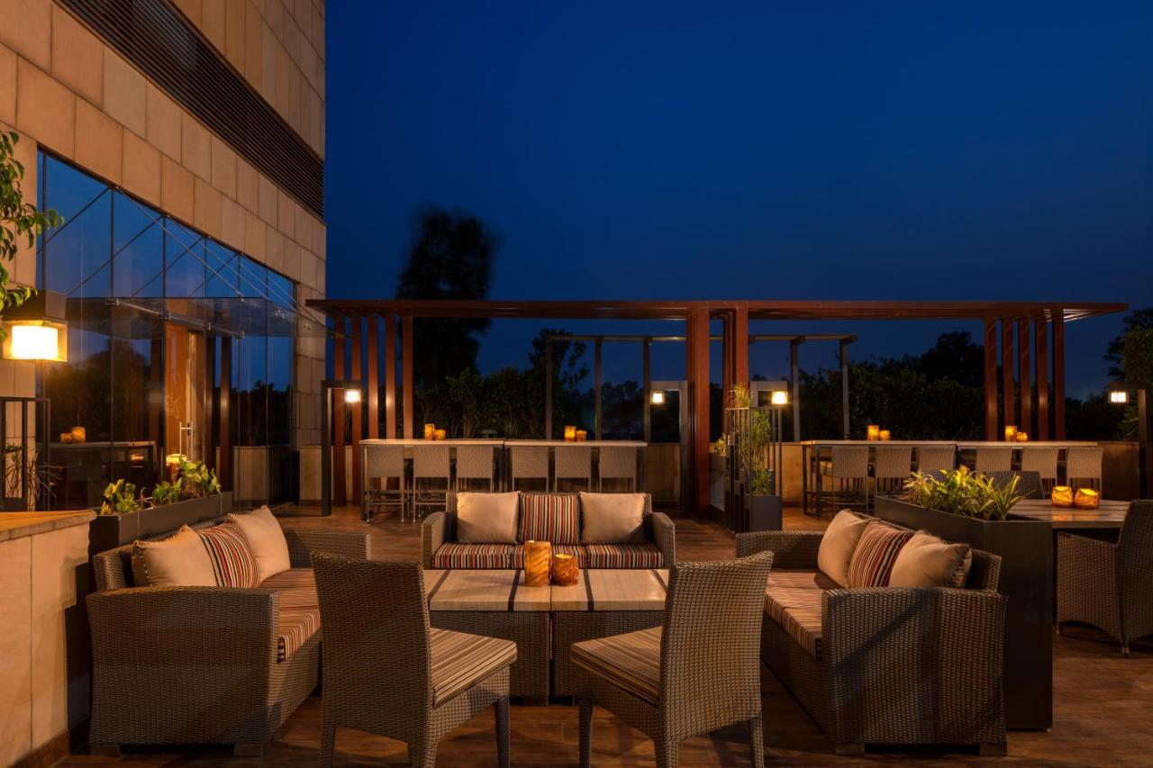 Hyatt Regency Chandīgarh Zewnętrze zdjęcie The Bar